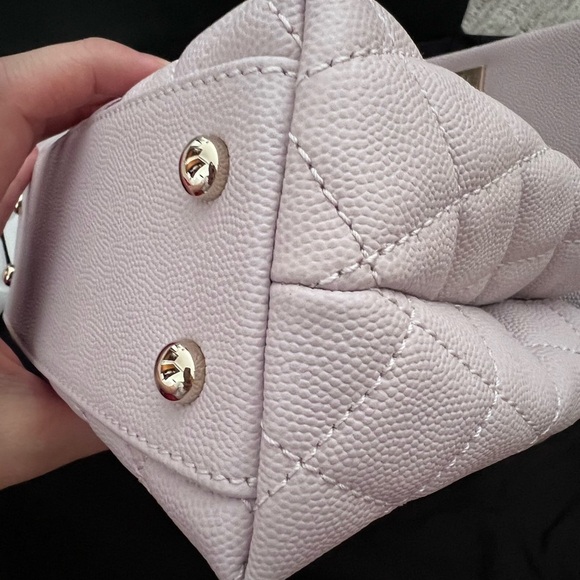 RARE 20A 2020 Chanel lilac mini coco handle pink shoulder bag - Picture 11 of 15